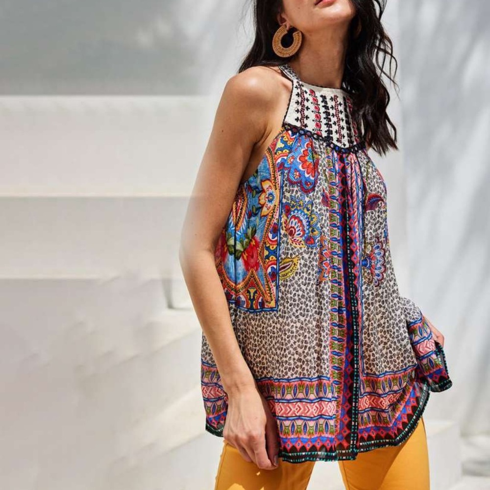 Vibrant Sleeveless Tank Top sold at Anthropologie w Tie-Front can wear other way